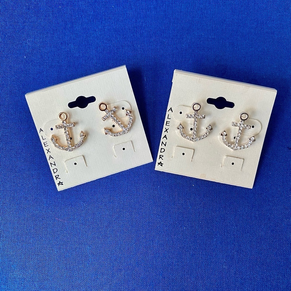NWT Alexandra Sparkling Anchor Stud Earrings with Rhinestones